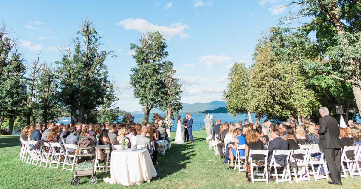 outdoor ceremony overlooking a lake and mountains